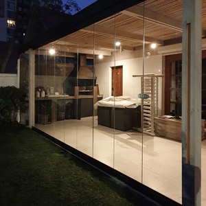 Cortina de Cristal Plegable en Quincho 3